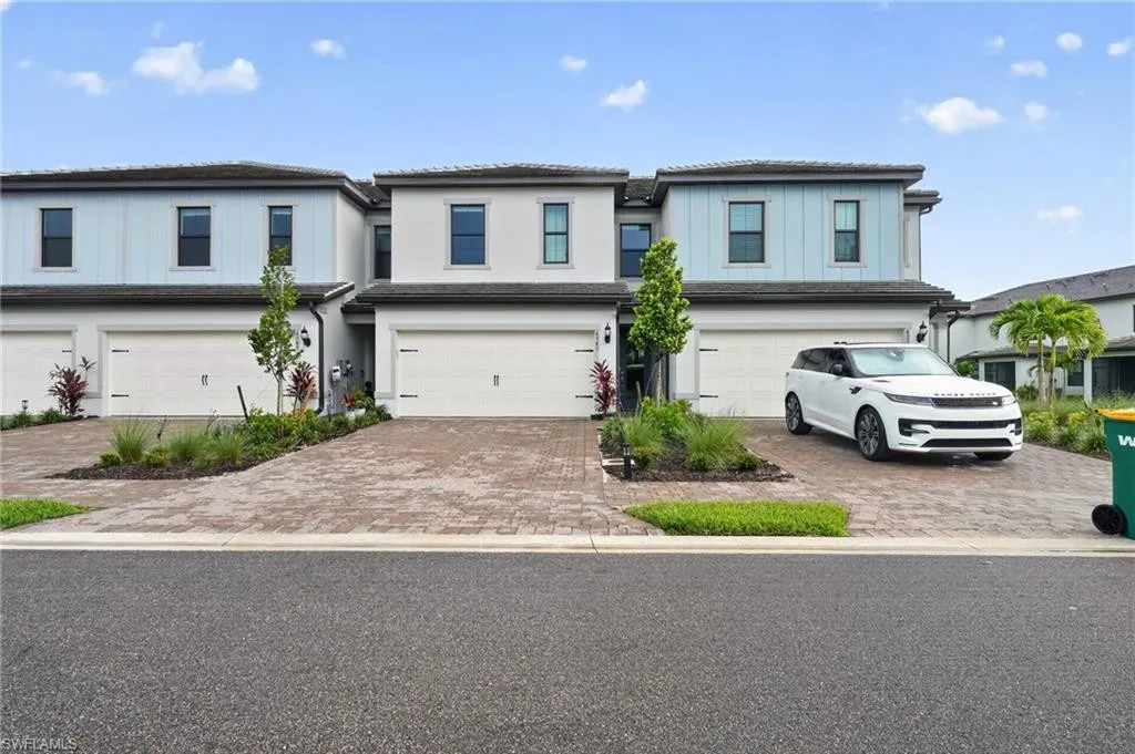 4341 Sonoma Oaks Circle, Naples, Florida 34119